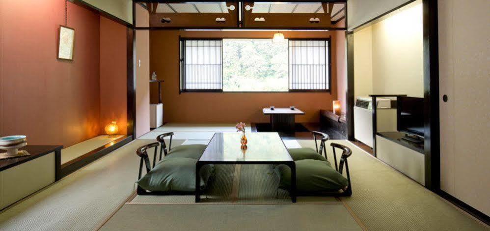 Takamiya Ryokan Beni Tozawa Exterior photo